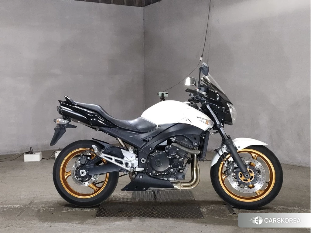 Проданный Suzuki GSR400 2012 из Японии, фото 2