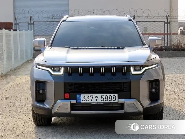 Ssangyong Torres 2023 Серый из Кореи