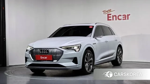 Audi e-Tron 2021 Белый из Кореи