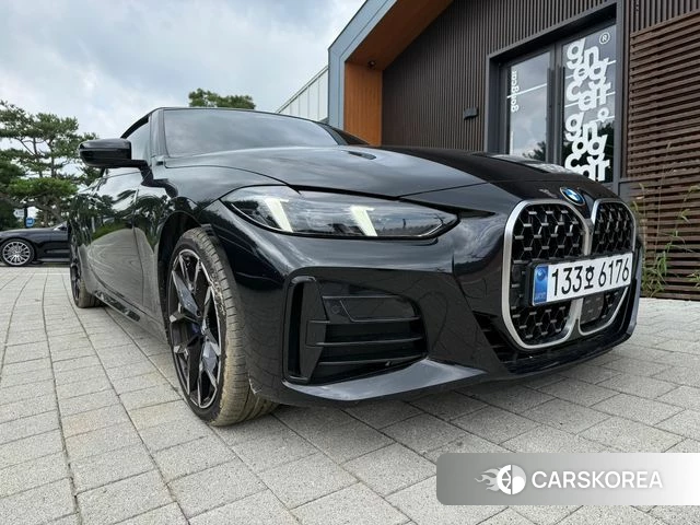 BMW 4 Series (G22) 2025 Черный из Кореи