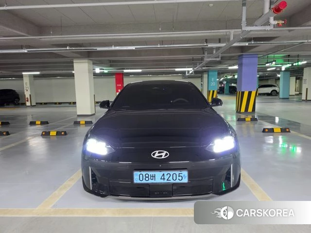 Hyundai Ionic 6 2022 Черный из Кореи