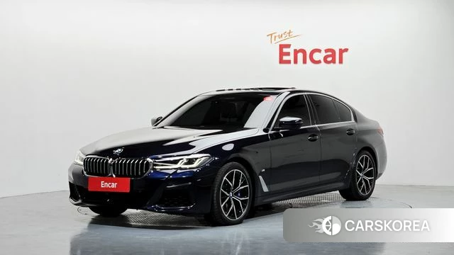 BMW 5 Series (G30) 2022 Черный из Кореи