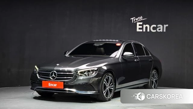 Mercedes-Benz E-Class W213 2021 Серый из Кореи