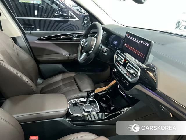 BMW X3 2021 Темно-серый из Китая