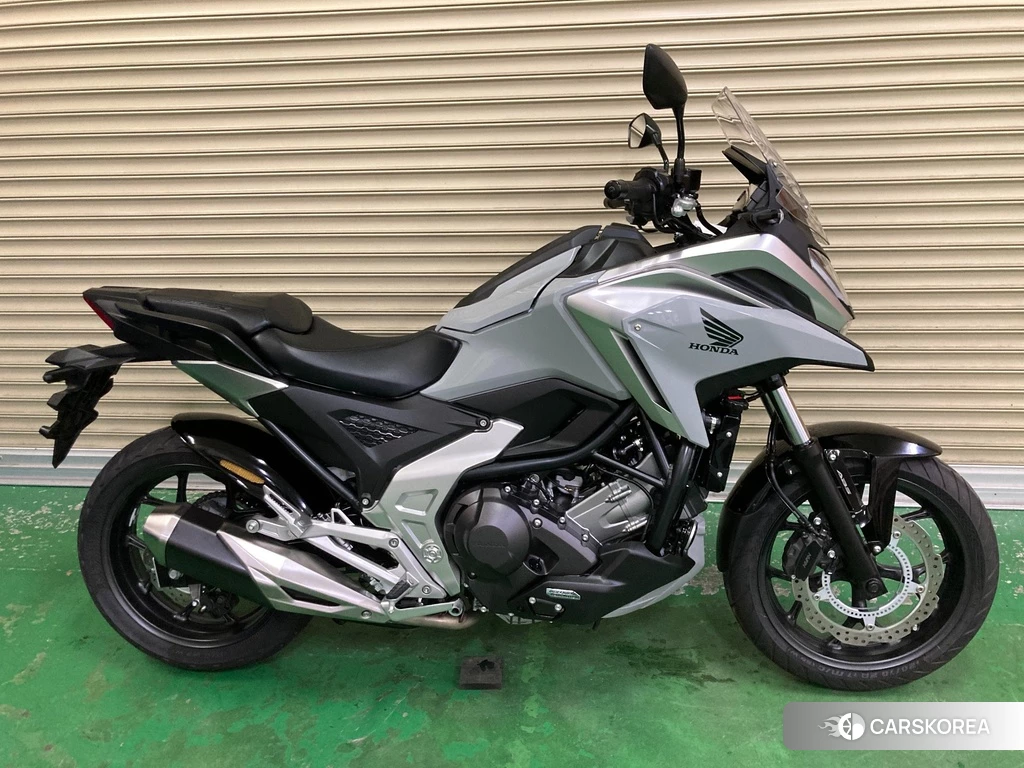 Проданный Honda NC750X DCT 2023 из Японии, фото 2