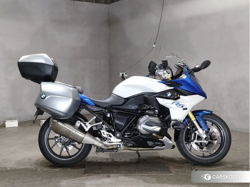 Проданный BMW R1200RS 2016 из Японии