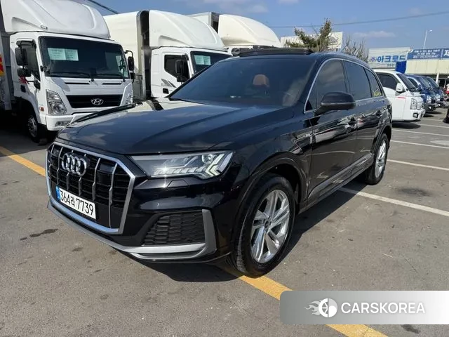 Audi Q7 (4M) 2021 Черный из Кореи
