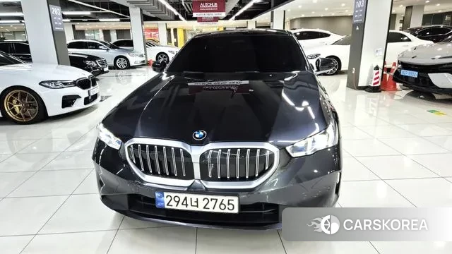 BMW 5 Series (G60) 2024 Серый из Кореи