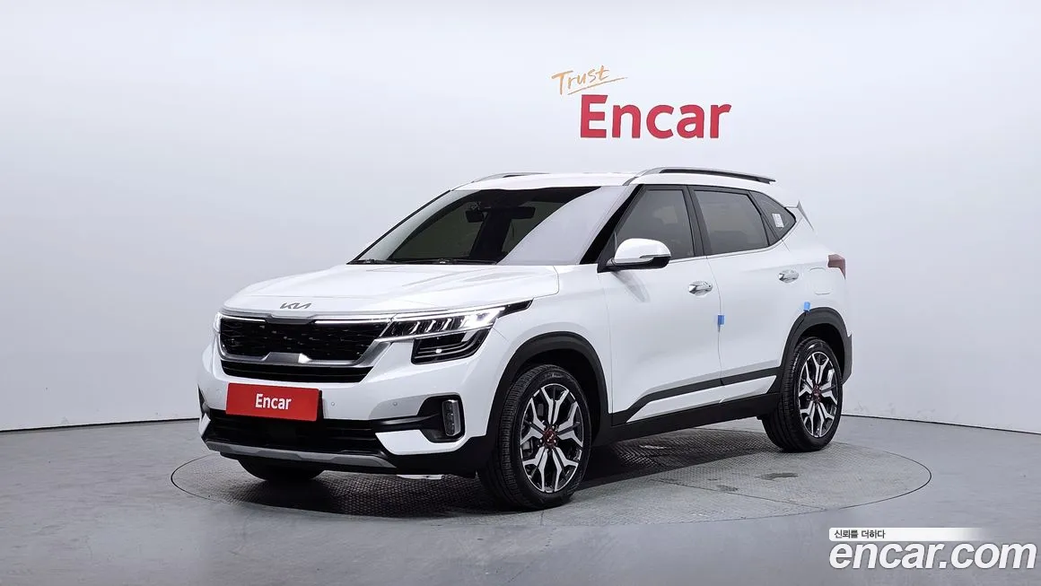 Kia Seltos 2022 Белый из Кореи