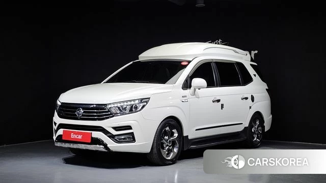 Ssangyong Korando Turismo 2019 Белый из Кореи