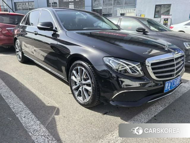 Mercedes-Benz E-class 2019 Черный из Китая