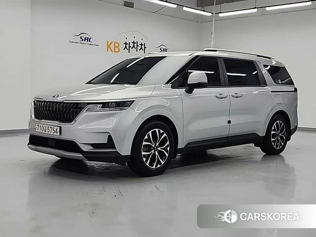 Kia Carnival 4th generation 2021 Серебряный из Кореи