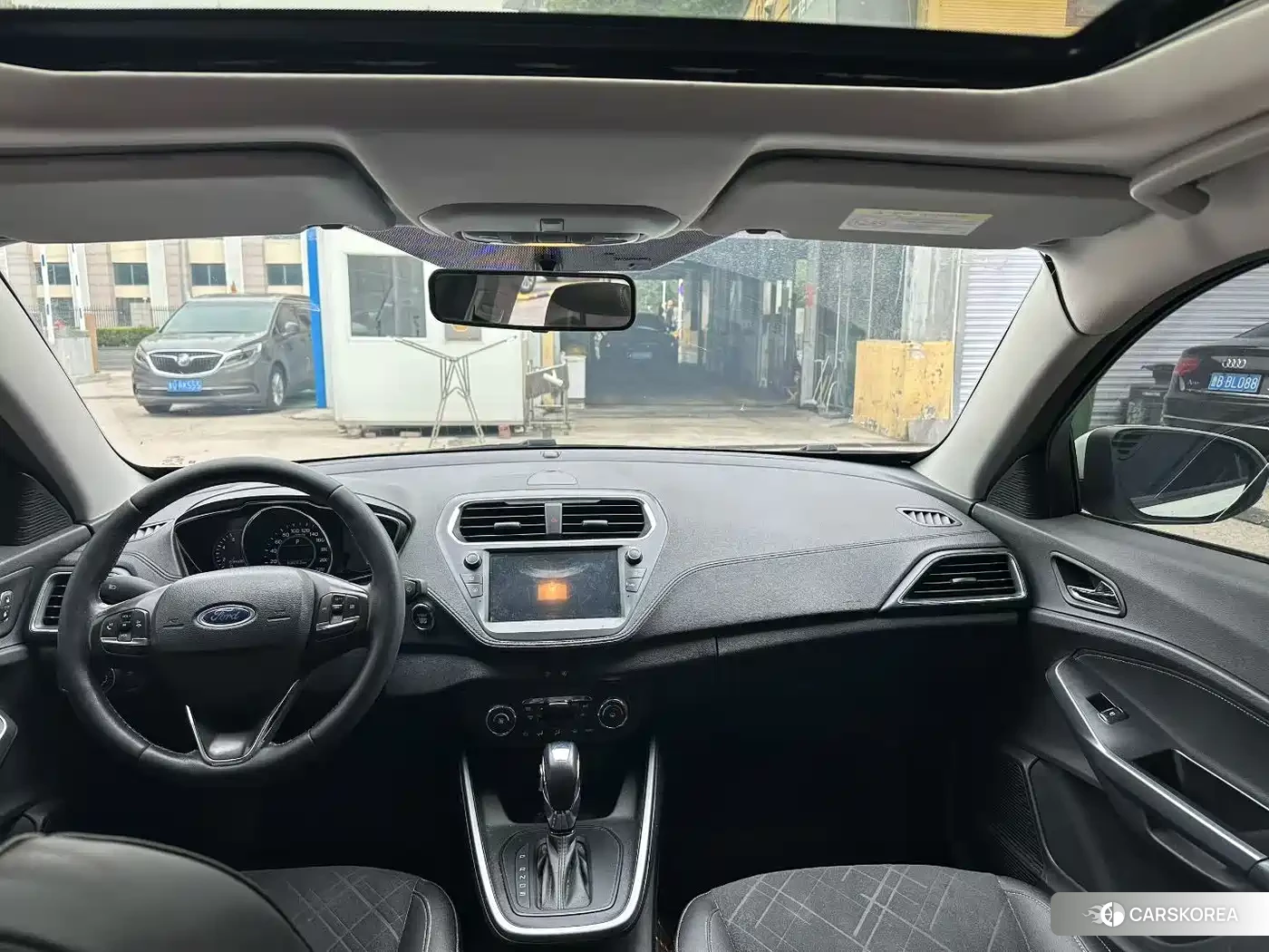Ford Forrest 2019 Белый из Китая