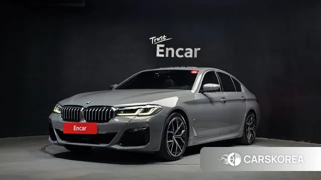 BMW 5 Series (G30) 2021 Серебристо-серый из Кореи