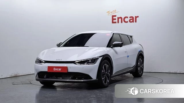 Kia EV6 2023 Белый из Кореи