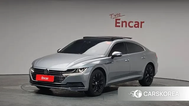 Volkswagen Arteon 2018 Серебристо-серый из Кореи
