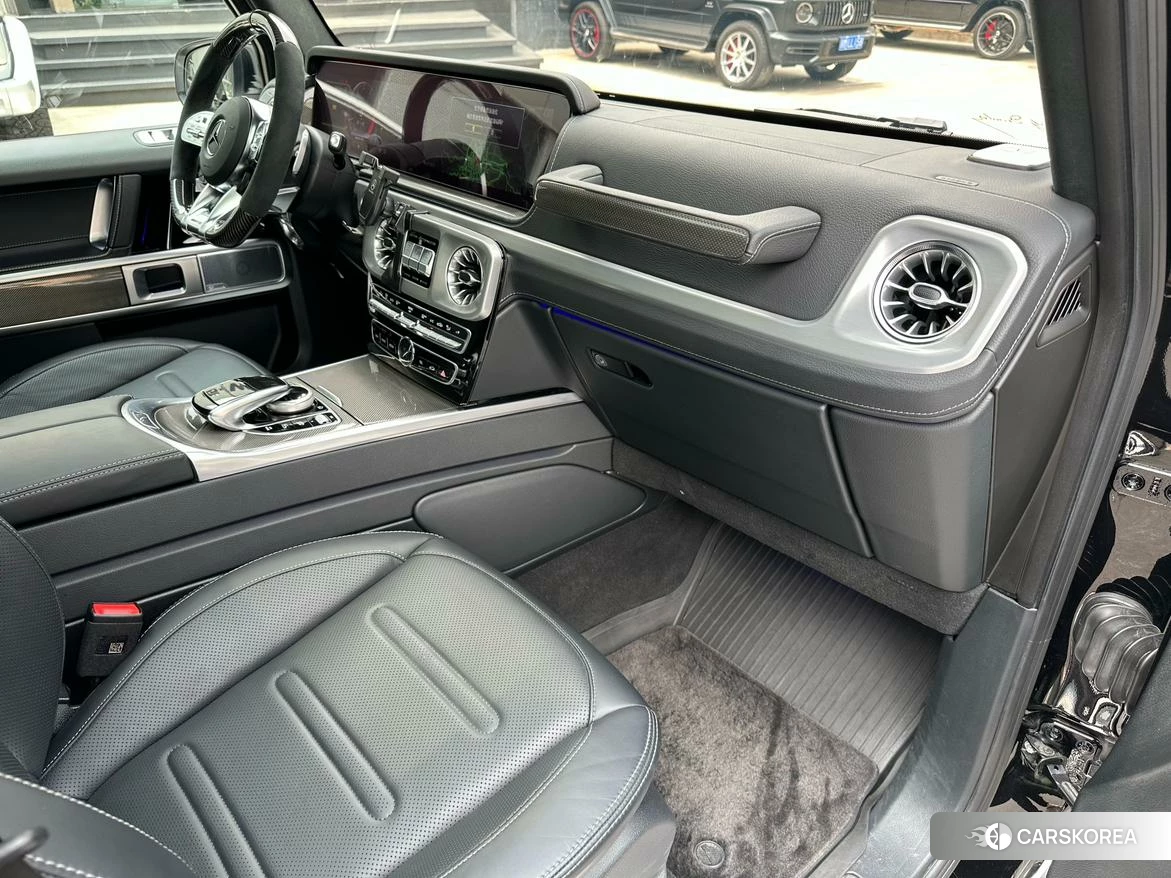 Mercedes-Benz G-class 2023 Белый из Китая