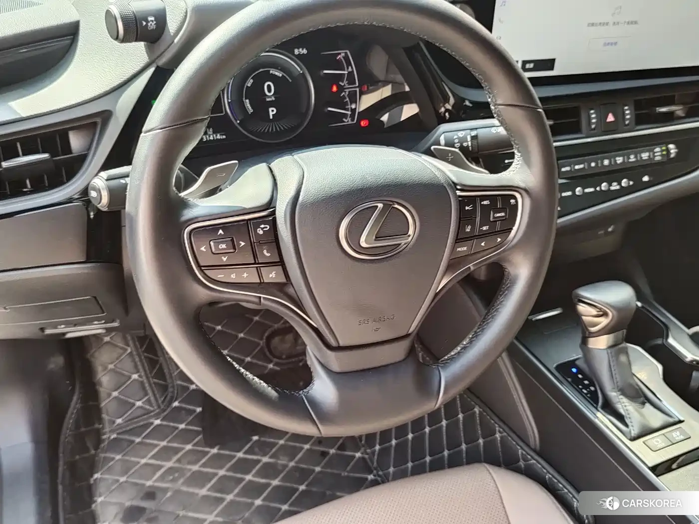 Lexus ES 2024 Silver/gray из Китая