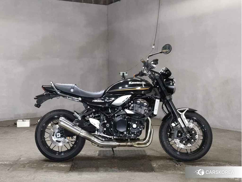 Проданный Kawasaki Z900RS 2019 из Японии