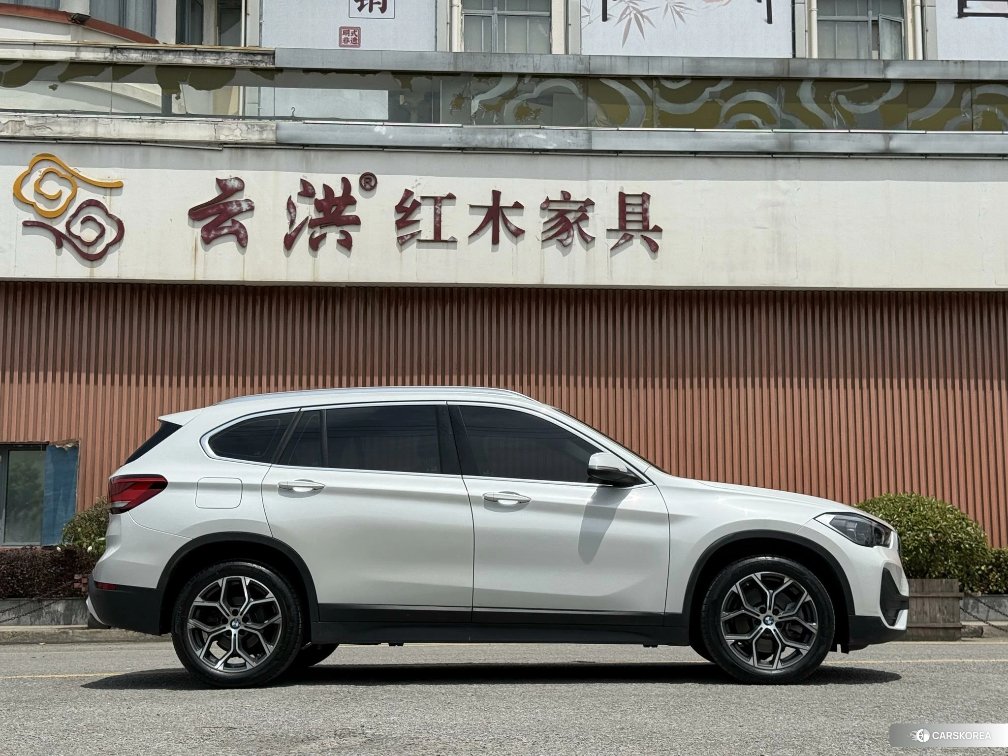 BMW X1 2021 Белый из Китая