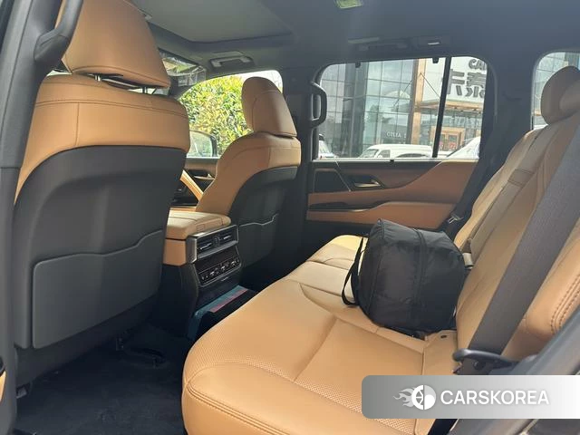 Lexus LX 2025 Черный из Китая