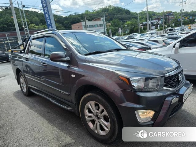 Ssangyong The New Korando Sports 2018 Серый из Кореи