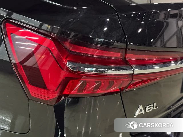 Audi A6L 2023 Черный из Китая
