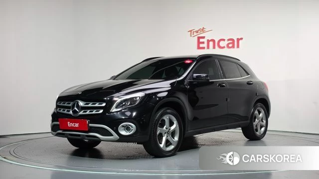 Mercedes-Benz GLA-Class X156 2019 Черный из Кореи