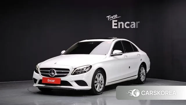 Mercedes-Benz C-Class W205 2019 Белый из Кореи