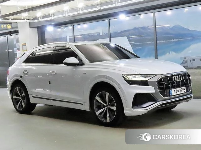 Audi Q8 (4M) 2021 Белый из Кореи