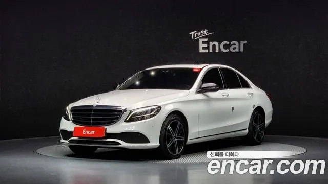Mercedes-Benz C-Class W205 2019 Белый из Кореи