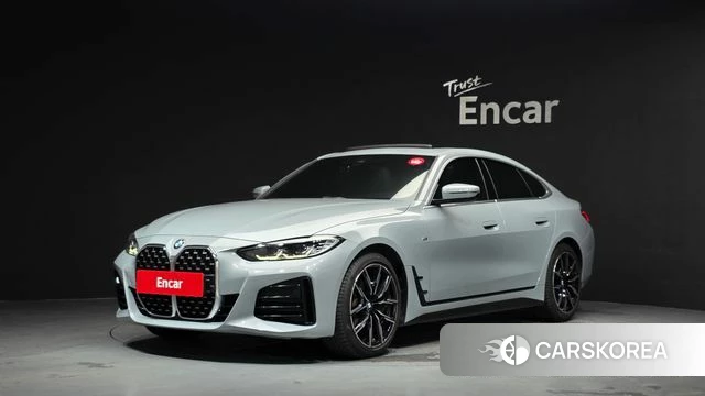 BMW 4 Series (G22) 2022 Небесно-голубой из Кореи