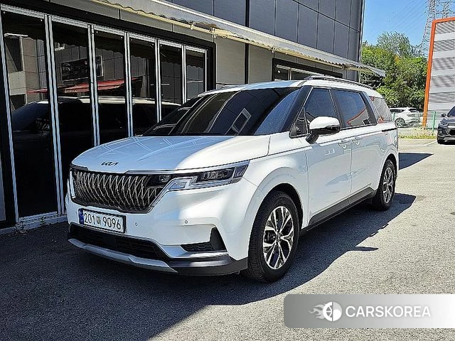 Kia Carnival 4th generation 2021 Белый из Кореи