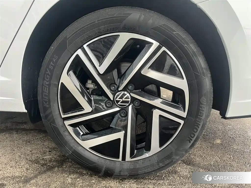 Volkswagen Sagitar 2024 Белый из Китая