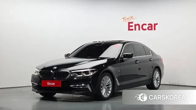 BMW 5 Series (G30) 2018 Черный из Кореи