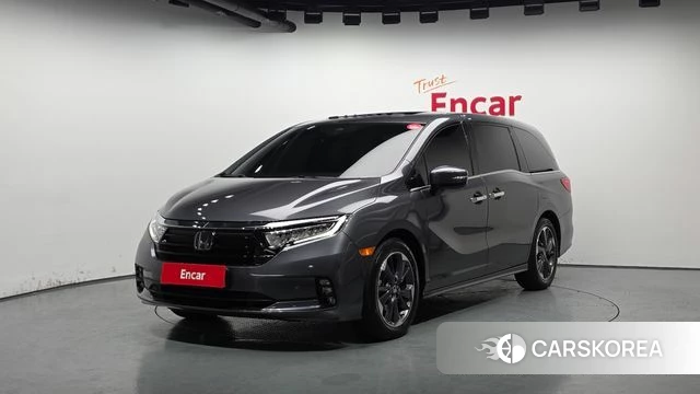 Honda Odyssey 2023 Серый из Кореи