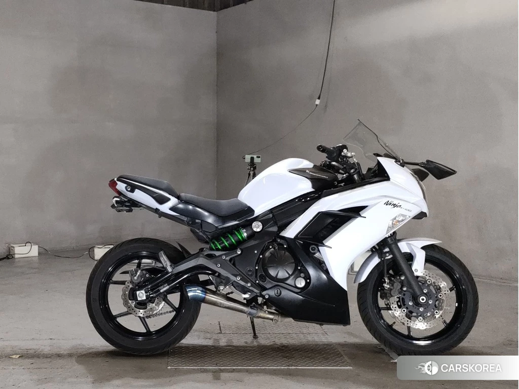 Проданный Kawasaki NINJA 400 2015 из Японии