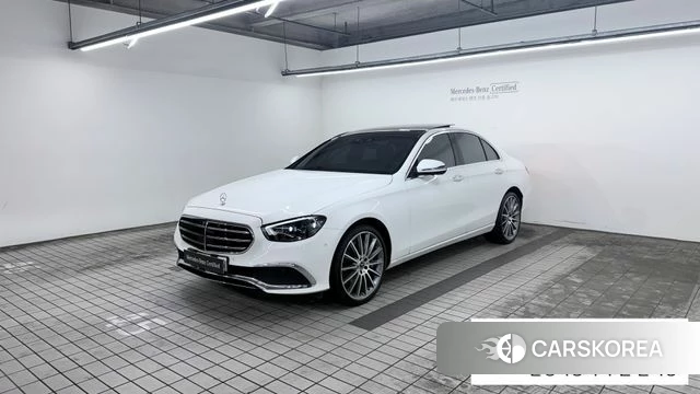 Mercedes-Benz E-Class W213 2023 Белый из Кореи