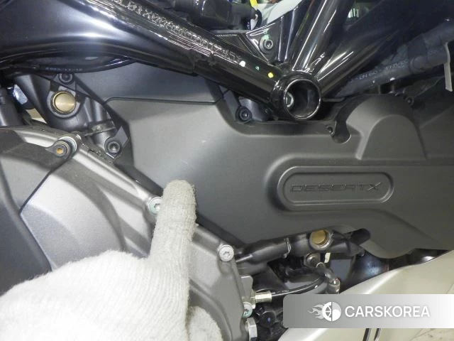 Engine photo