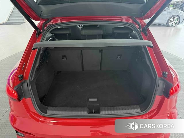Audi A3 2023 Красный из Китая