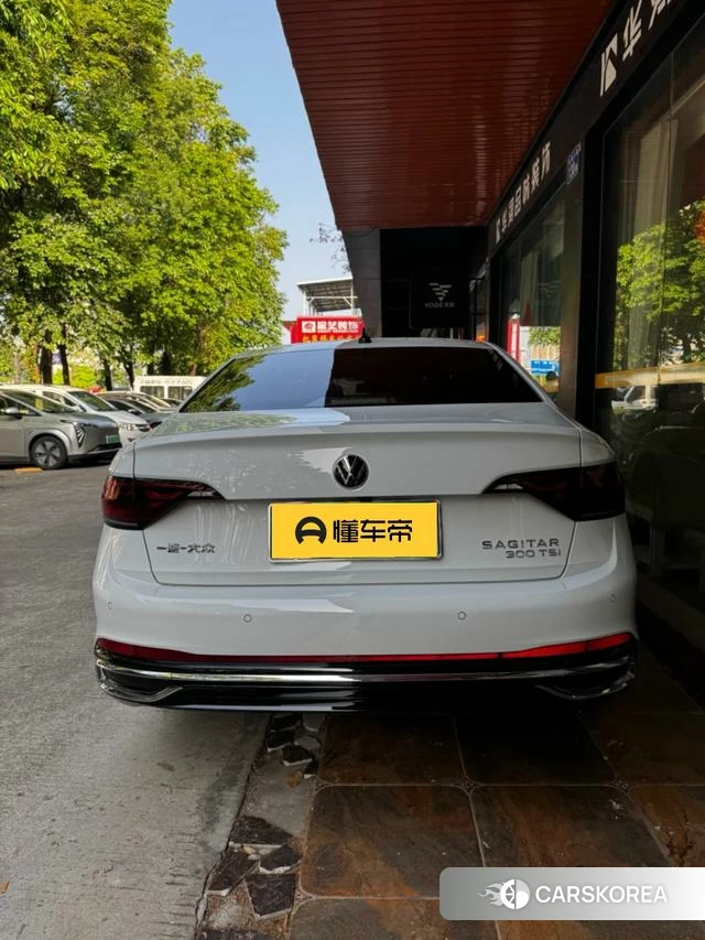Volkswagen Sagitar 2023 Белый из Китая