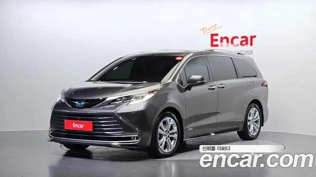 Toyota Sienna 4th Generation 2021 Серый из Кореи