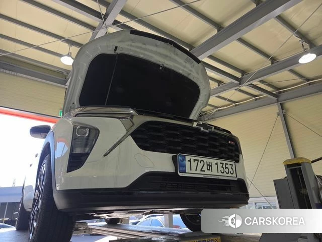 Chevrolet (GM Daewoo) Trax Crossover 2023 Белый из Кореи