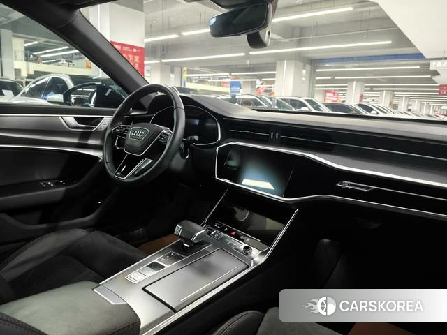 Audi A6L 2023 Черный из Китая