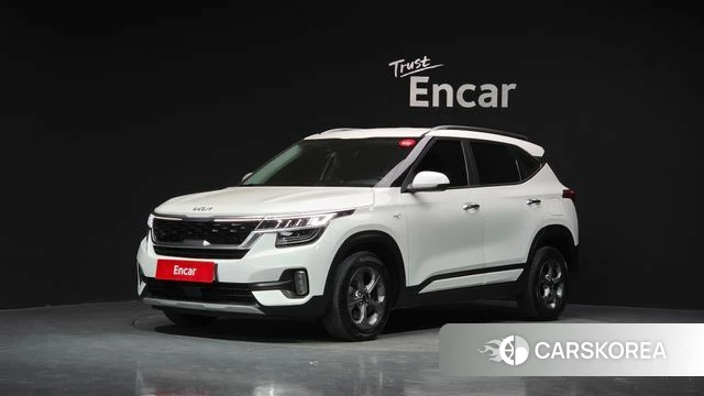 Kia Seltos 2022 Белый из Кореи