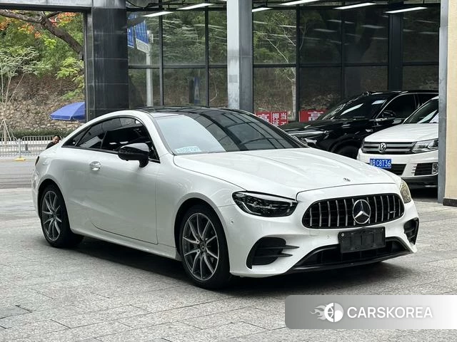 Mercedes-Benz E-class (imported) 2022 Белый из Китая