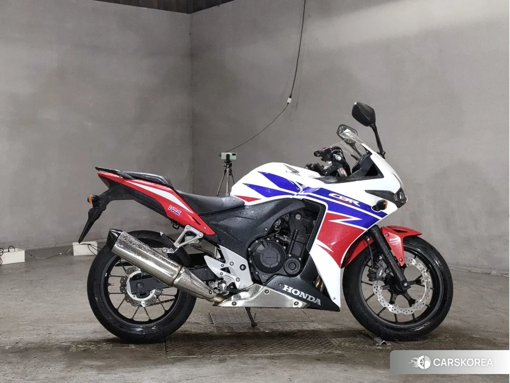 Проданный Honda CBR400R 2013 из Японии, фото 2