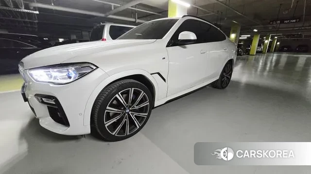 BMW X6 (G06) 2021 Белый из Кореи