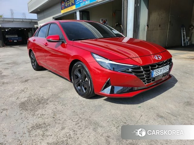 Hyundai Avante (CN7) 2023 Красный из Кореи