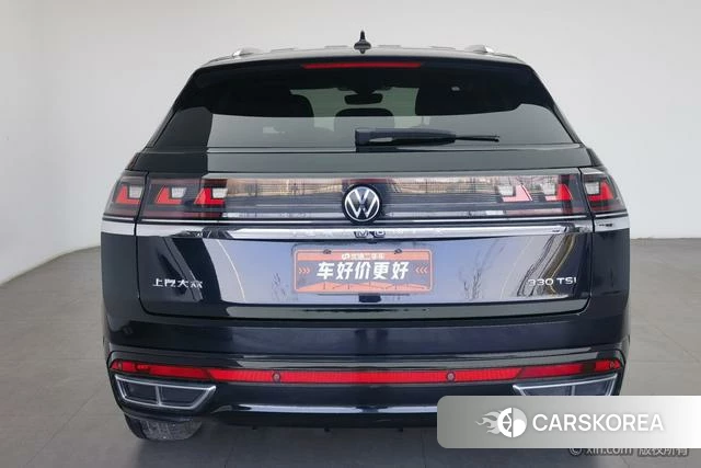 Volkswagen Tourang 2022 Черный из Китая